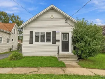 Property at 32 Park Avenue, Tonawanda, NY 14150