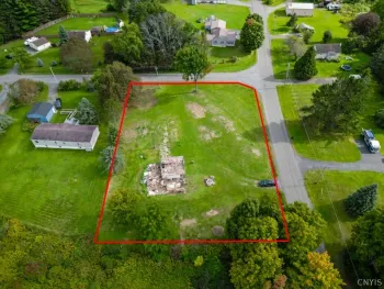 Property at 222 Fernicliff Rd, German Flatts, NY 13407