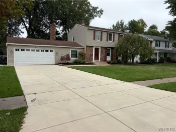 Property at 70 Candlewood Lane, Amherst, NY 14221