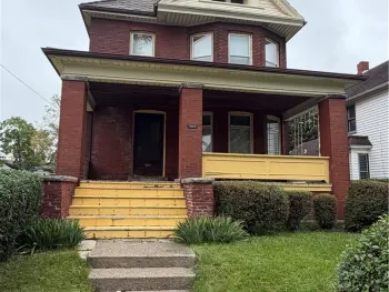 Property at 557 5th Street, Niagara Falls, NY 14301