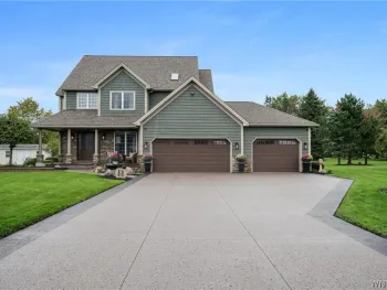Property at 3787 Colin Court, Wheatfield, NY 14120