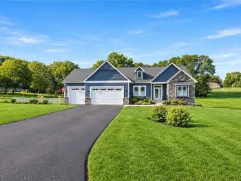 Property at 5 Sand Dunes, Parma, NY 14559
