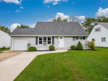 Property at 45 Woodlee Lane, Grand Island, NY 14072