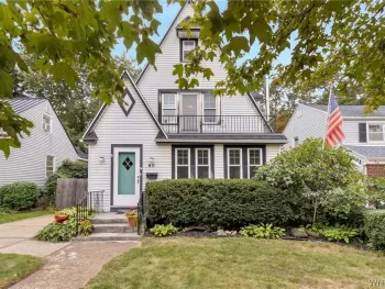 Property at 60 Windermere Boulevard, Amherst, NY 14226