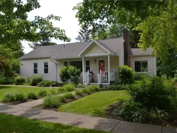 Property at 18 E Austin Street, Skaneateles, NY 13152