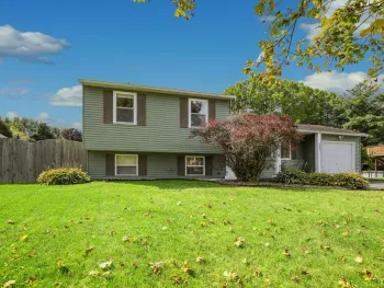 Property at 6007 Bannister Drive, Cicero, NY 13039