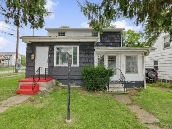Property at 473 7th Street, Niagara Falls, NY 14301