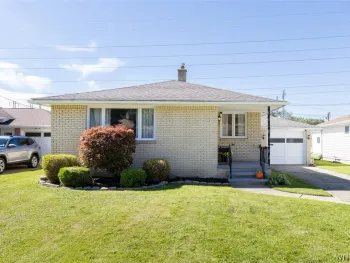Property at 14 Jane Drive, Cheektowaga, NY 14227