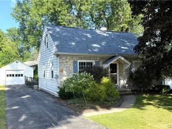 Property at 3 Marks Place, New Hartford, NY 13413