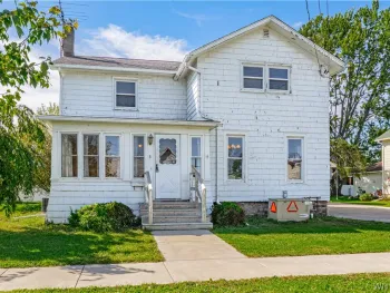 Property at 3 East Avenue, Royalton, NY 14105