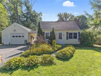 Property at 7512 Elmcrest Road, Salina, NY 13090