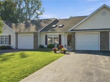 Property at 221 Rayfield Circle, Webster, NY 14580