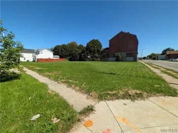 Property at 194, 196, 198, 202 Sycamore Street, Buffalo, NY 14204