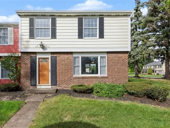 Property at 37 Summit Knolls Drive, Webster, NY 14580