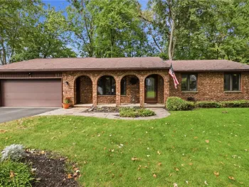 Property at 691 Finchingfield Lane, Webster, NY 14580