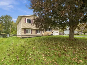 Property at 4 Sun Valley Drive, Gates, NY 14606