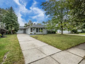Property at 39 Mapleview Drive, Amherst, NY 14226