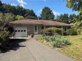 Property at 147 Century Dr, Geddes, NY 13209