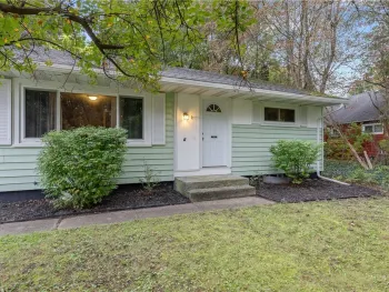 Property at 257 Sunrise Drive, Syracuse, NY 13205