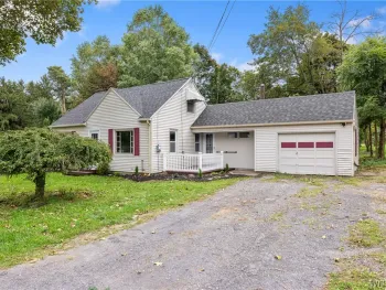 Property at 7316 Rochester Road, Lockport Town, NY 14094