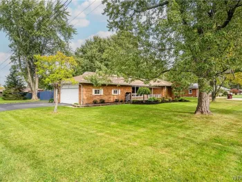 Property at 3 Hazel Court, Orchard Park, NY 14224
