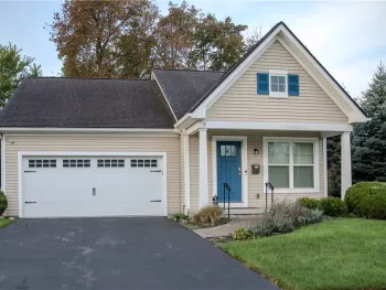 Property at 3 Brookscrest Way, Rochester, NY 14611