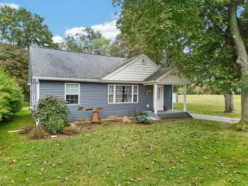Property at 6092 Highland Avenue, Williamson, NY 14589