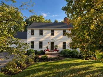 Property at 6 Teasel Lane, Skaneateles, NY 13152