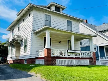Property at 152 Hastings Place, Syracuse, NY 13206
