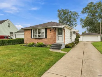Property at 31 Coshway Place, Tonawanda, NY 14150