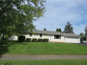 Property at 27 Jamee Lane, Gates, NY 14606