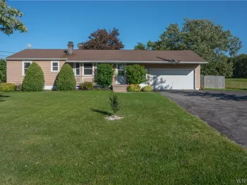 Property at 6463 Ward Rd, Wheatfield, NY 14132