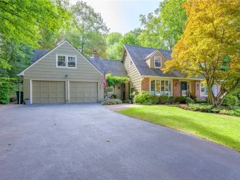 Property at 287 Chapel Hill Drive, Irondequoit, NY 14617
