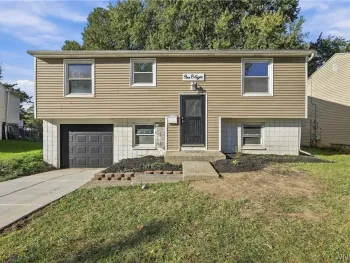 Property at 108 W Toulon Drive, Cheektowaga, NY 14227