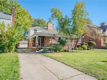 Property at 325 Louvaine Drive, Tonawanda, NY 14223