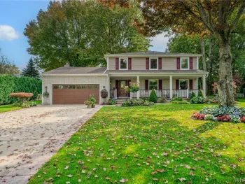 Property at 29 Windgate, Orchard Park, NY 14127