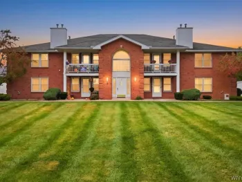 Property at 4 Appletree Court, Cheektowaga, NY 14227