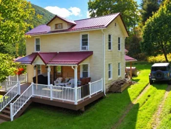 Property at 9 Peno Lane, Grove Twp, PA 15861
