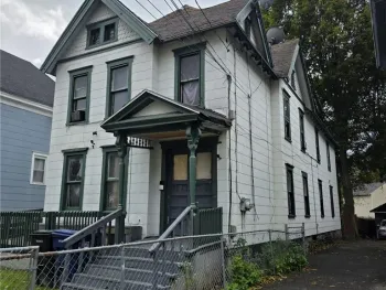 Property at 113 Davis Street, Syracuse, NY 13204