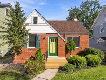 Property at 686 Mount Vernon Road, Cheektowaga, NY 14215