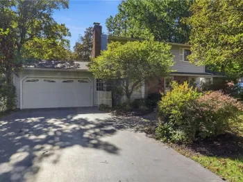 Property at 86 Squirrels Heath Road, Perinton, NY 14450