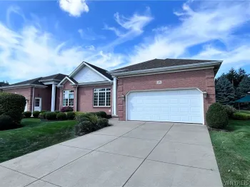 Property at 18 Saint Charles Court, Amherst, NY 14221