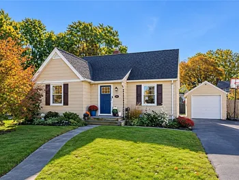 Property at 57 Sandymount Drive, Irondequoit, NY 14617