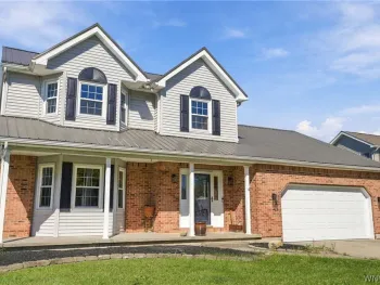 Property at 116 Michaels Walk, Lancaster, NY 14086