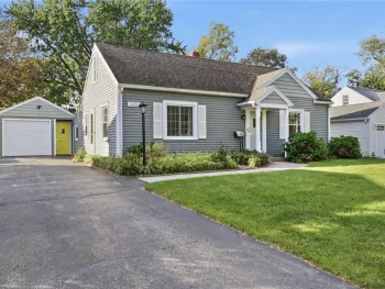 Property at 325 Brandon Rd, Irondequoit, NY 14622