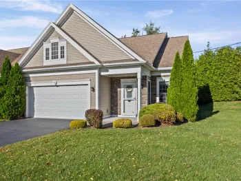 Property at 31 Silverwood Circle, East Rochester, NY 14445