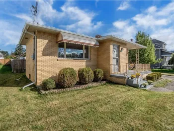 Property at 40 Hawro Place, Lancaster, NY 14043