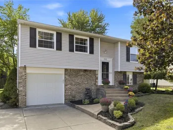 Property at 4843 Jacks Trl, Hamburg, NY 14219