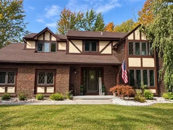 Property at 30 Red Fox Lane, Orchard Park, NY 14127
