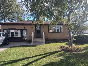 Property at 126 Gary Lane, Cheektowaga, NY 14227